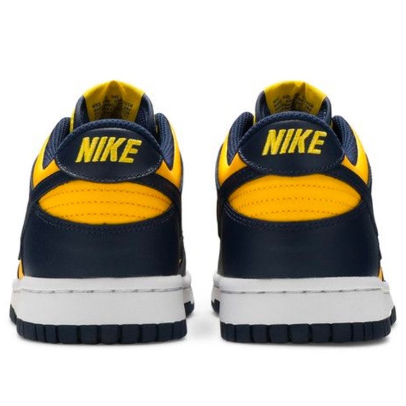 Dunk Low GS Michigan 2021 - Picture 2 of 2